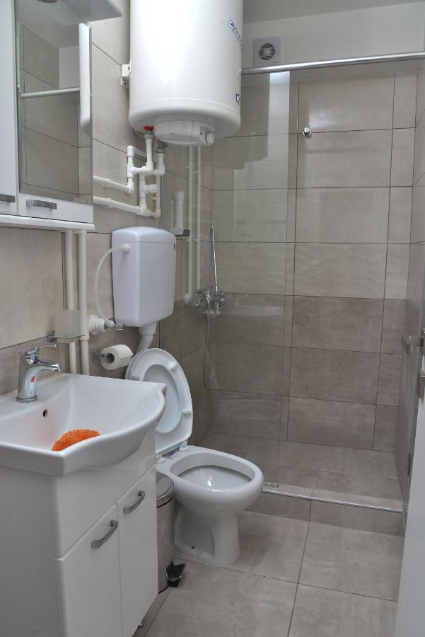 Mesecev Konak Bed and Breakfast Ni Εξωτερικό φωτογραφία